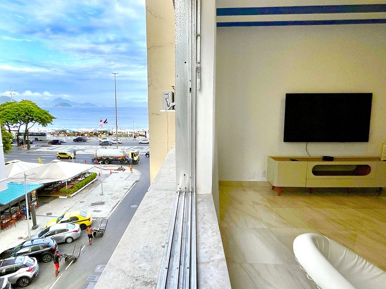 Moderno com vista para a Praia de Copacabana